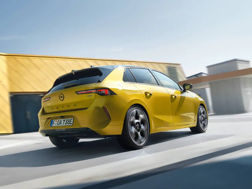 Opel Astra Plug-in Hybrid - Wysoka efektywność